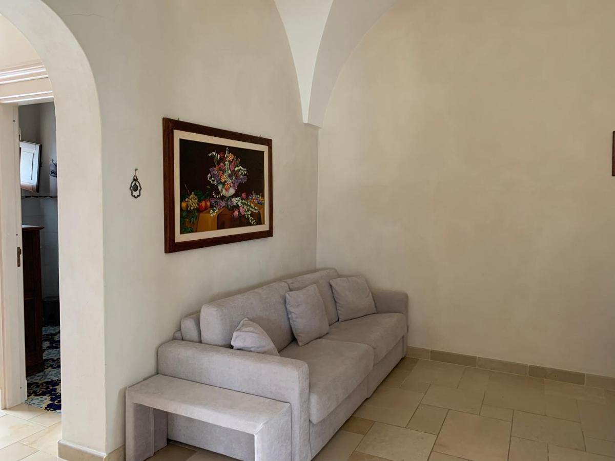 Palazzo Dei Gesuiti Appartamento Con Terrazza Privata Monopoli Eksteriør billede